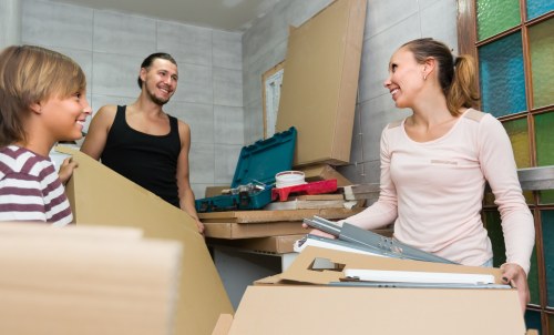 Removal team assisting with flat removals in Brixton