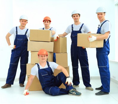 Furniture transport and moving help near Brixton roads